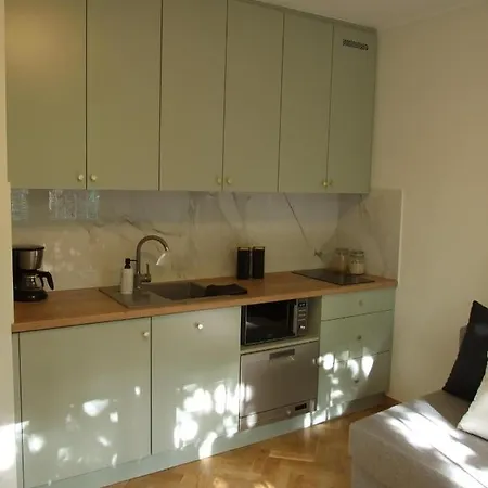 Apartment 9 *